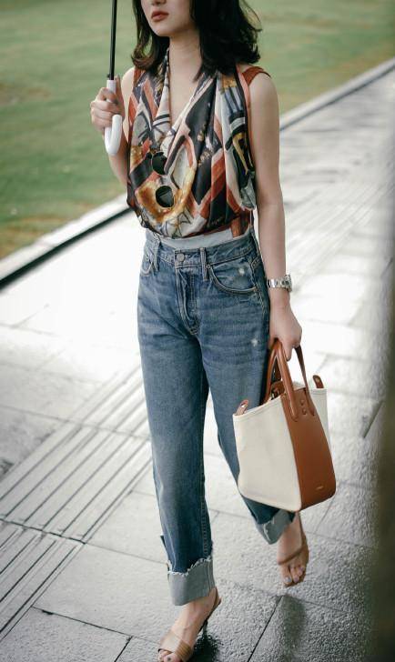 颜色|赶走土味、廉价感，一条丝巾，重新定义你的美