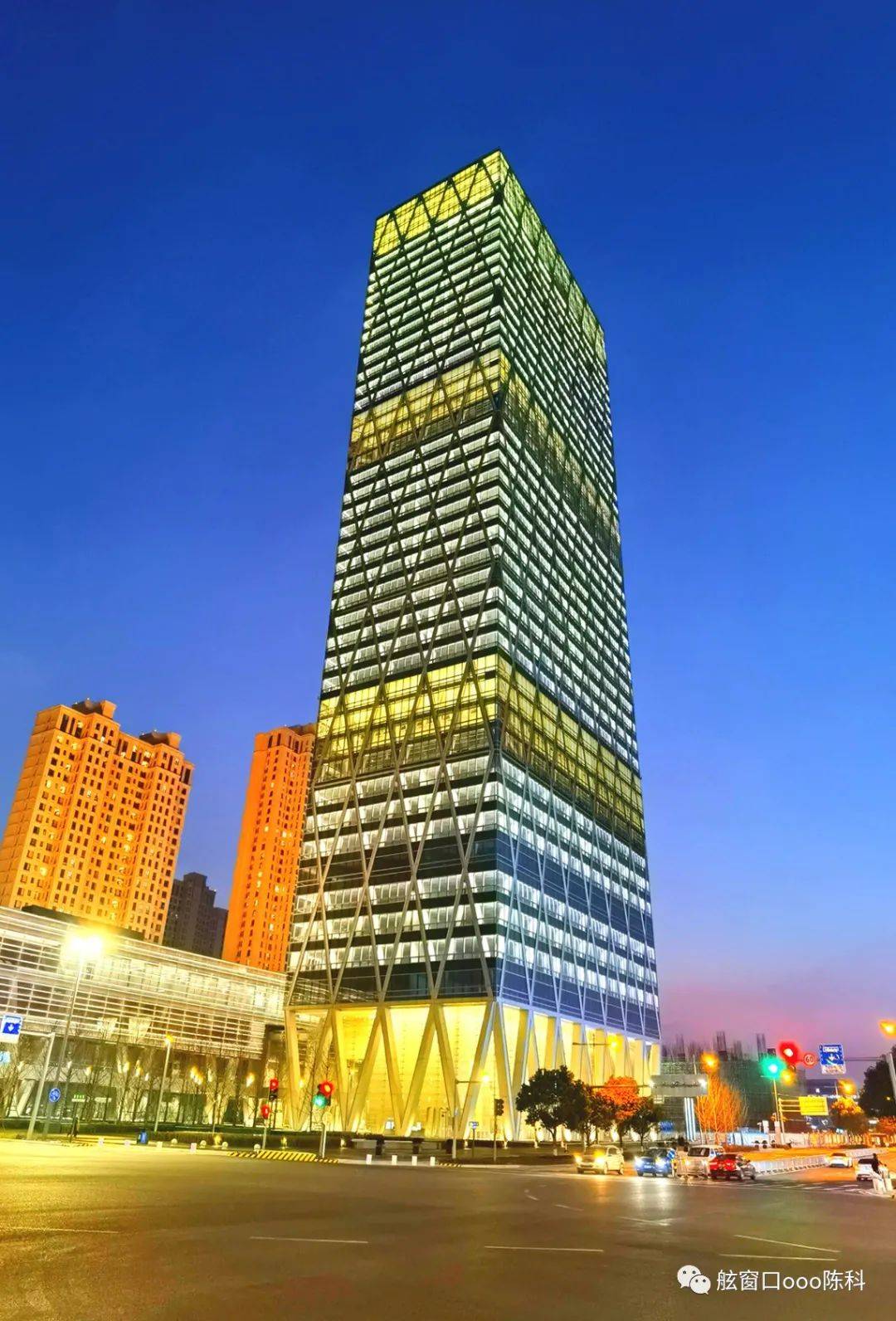 一座风格独特的地标建筑：国华金融中心大厦（建筑美景掠影）