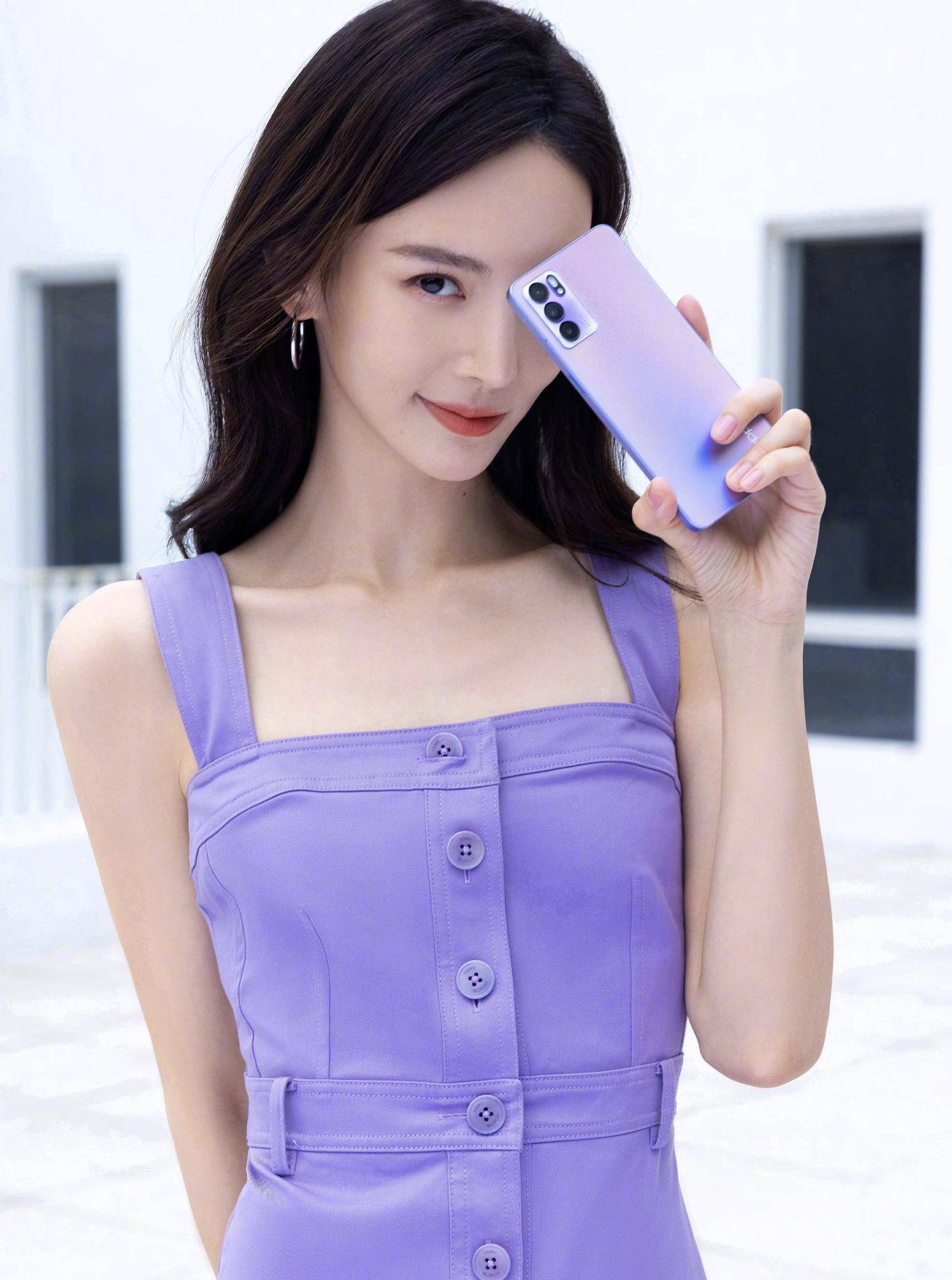 仙女|金晨官宣加盟《舞蹈生》，花絮中一身桃粉色仙女纱裙，柔美动人