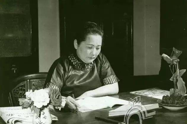 张爱玲|景甜、倪妮、宋轶的同款旗袍穿搭,能扒的我都扒出来了!