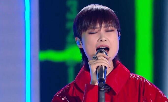 李荣浩|《好声音》首个登台选手啥来头？导演亲自找她 李宇春预言她前三