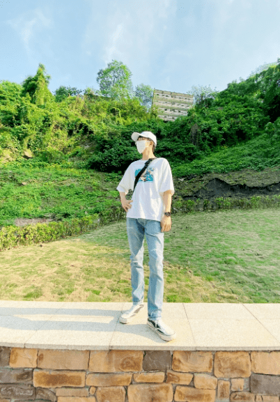 张新成|新势力演员张新成,颜值俘获大批少女粉,这身材完全是衣架子