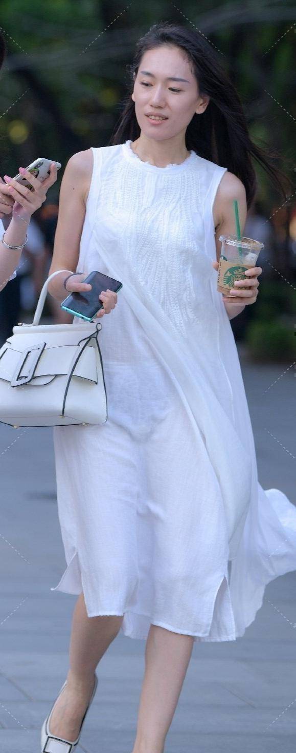 设计|灵动甜美的连衣裙充分展现女神气质，气质女生都喜欢，贴身舒适