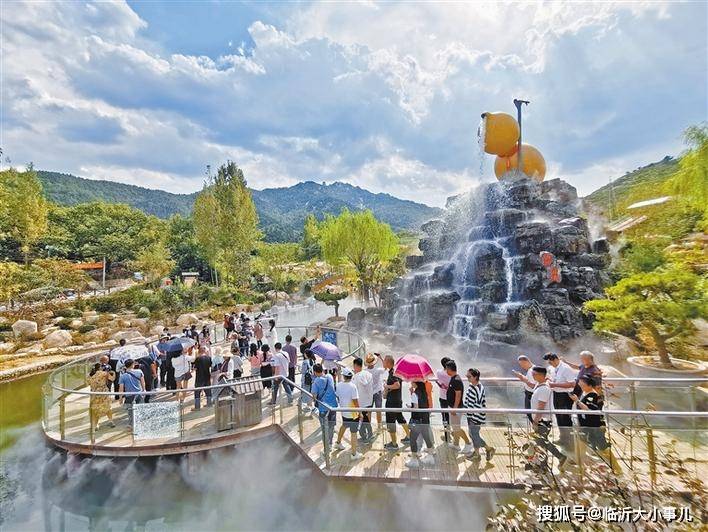 网红打卡地—椿树沟葫芦仙境景区