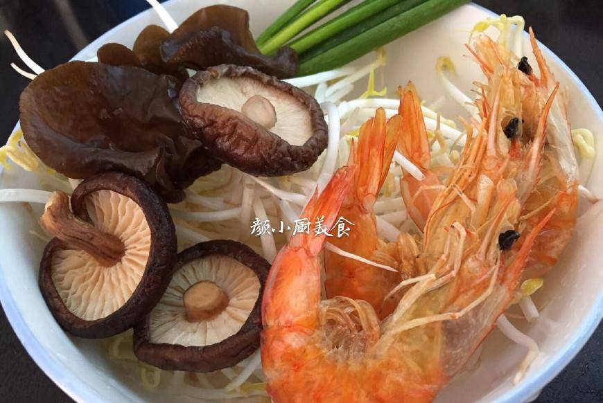 下锅|儿子就馋这早餐，营养又好吃，做法还简单，吃一次馋一次