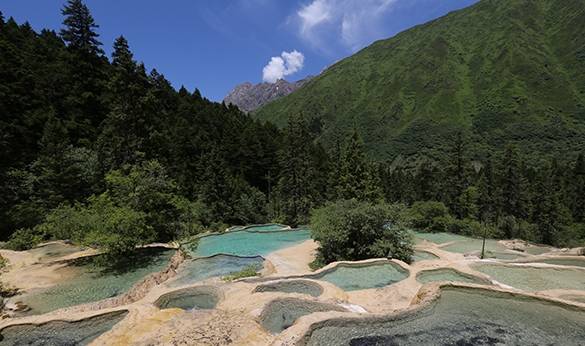 自驾最美风景，人间仙境，四川黄龙景区！