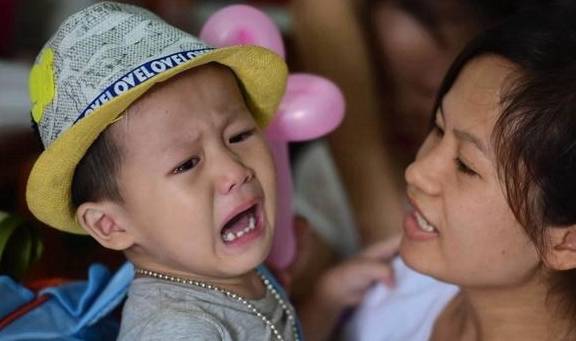 因为|孩子第一次上幼儿园，家长踩中这3个“坑”，就别怪孩子难入园