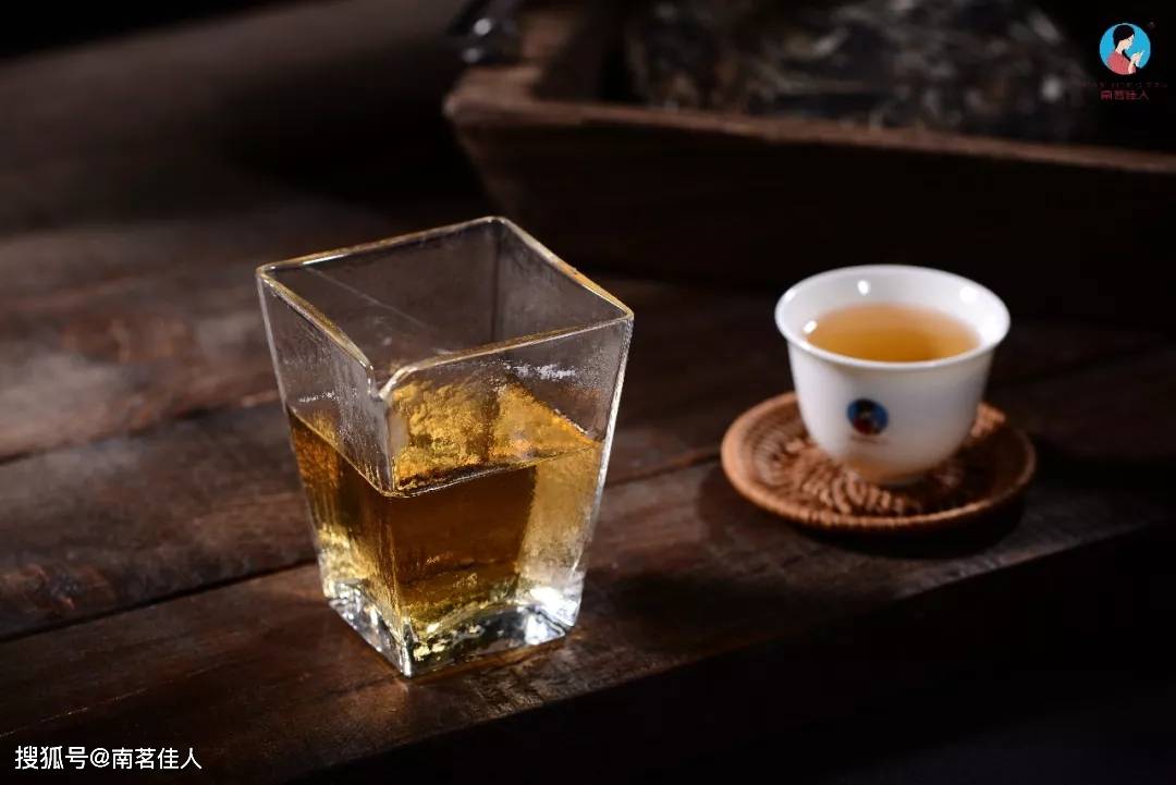 化合物|“三年药、七年宝”是假的？被质疑的云南白茶，药香究竟怎么来的？