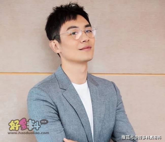男生斜刘海怎么改 ab73bee5adf14b329b4fbf440476ad9f.jpeg