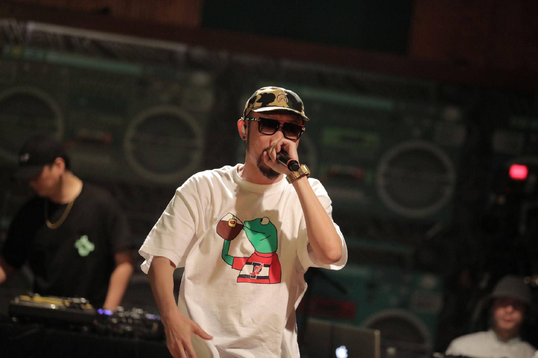 睡粉回馈歌迷侮辱林依晨周杰伦瘾君子热狗有多荒唐