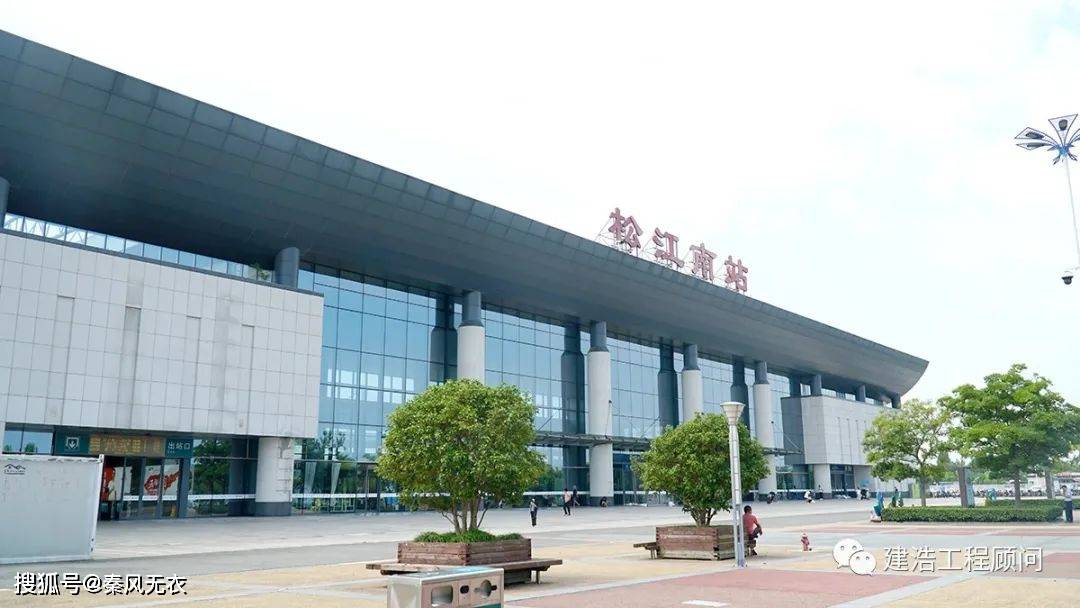 走访建设中的松南城,可以看出,松江区正加快该区域的硬件设施建设