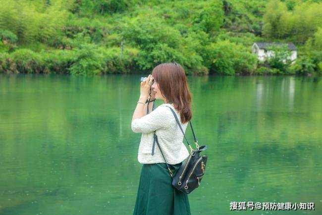 肝脏|除了抽烟喝酒,这件不起眼的小事却是非常伤肝的,很多人都在做