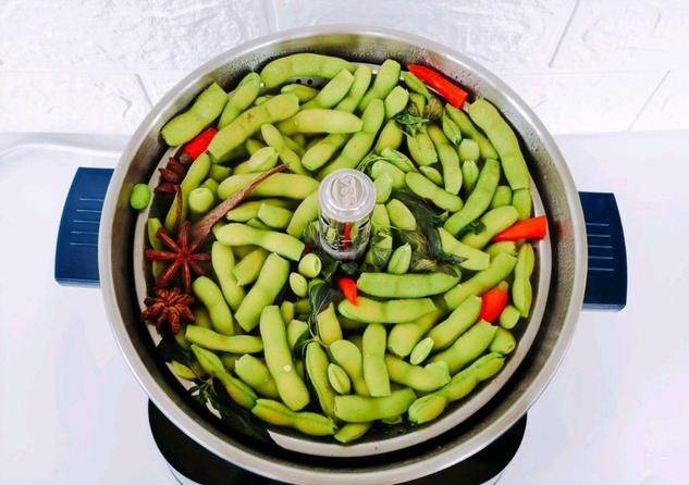 怎么煮毛豆好吃家常做法 640d3850a0e94067a458ef704921d094.jpeg