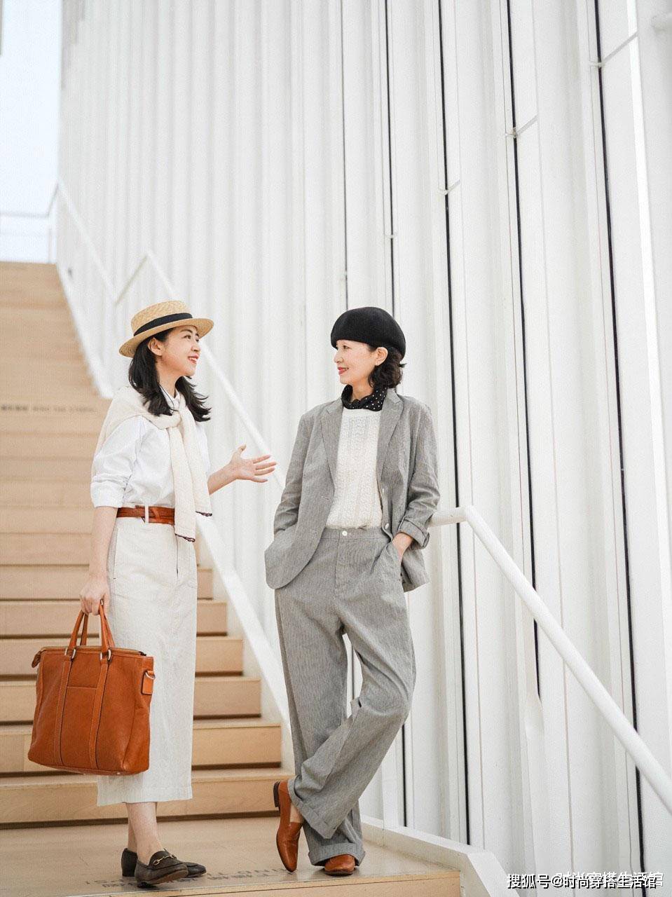 色彩|50岁之后不想穿出乡村大妈感，瞧瞧三木妈妈的时尚穿搭，时髦优雅