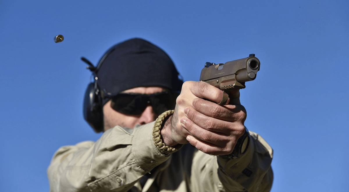 从m1911到m45a1美国海军陆战队对于m1911手枪的执着情怀