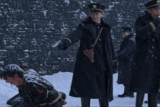 于和伟|《悬崖之上》张译受尽折磨，朱亚文誓死护友，于和伟“冷眼”旁观！