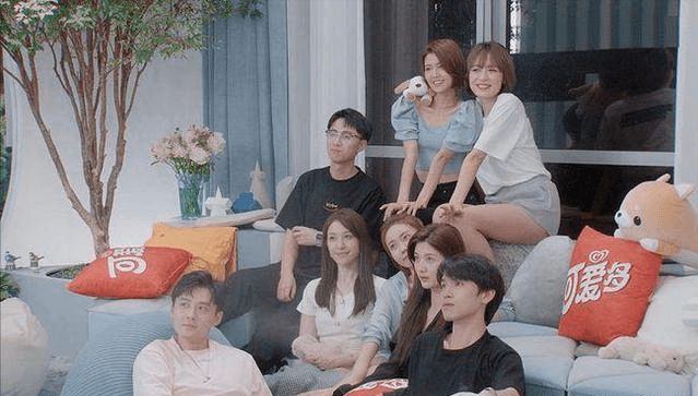 马董|《心动的信号》马子佳行为分裂，他为什么突然选择了小孔？