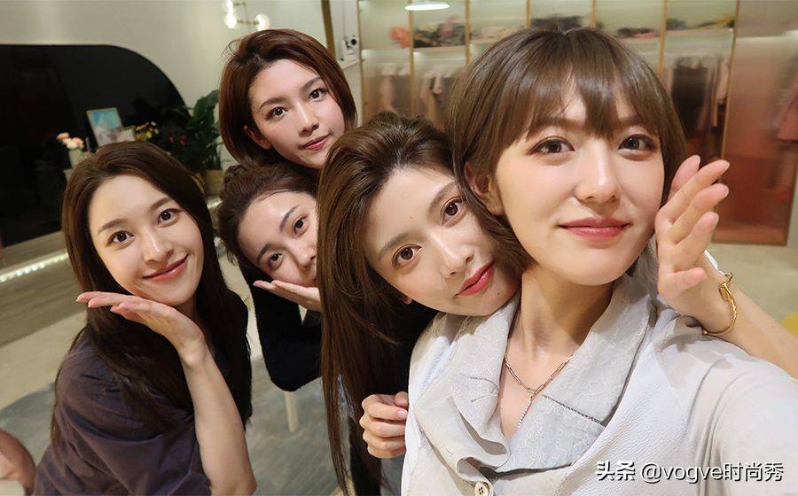 罗悦嘉|心动的信号4：女嘉宾穿吊带裙，女4认不出来，女3好优雅！