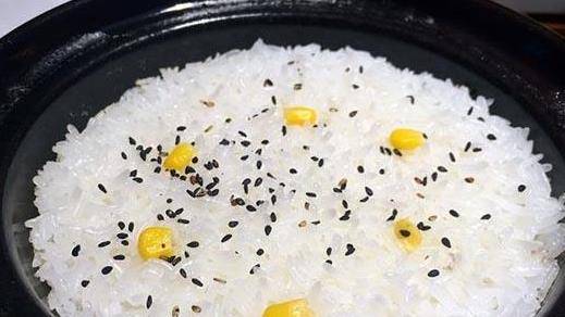 因为|米饭每次煮都不好吃？四个小窍门，煮出的米饭软硬适中，晶莹剔透