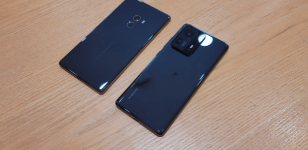 小米手机如何开启屏幕刷新率 4d6298056422425a8f576b43d0a125e1.png