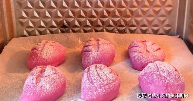 做法|火龙果新吃法，一定要试试这样做，软软的香香的，吃一次就忘不了