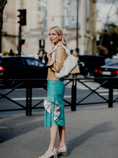 黑色|小个子也可以巧妙拉长比例，不再忧愁身高劣势，变人群中吸睛的崽！