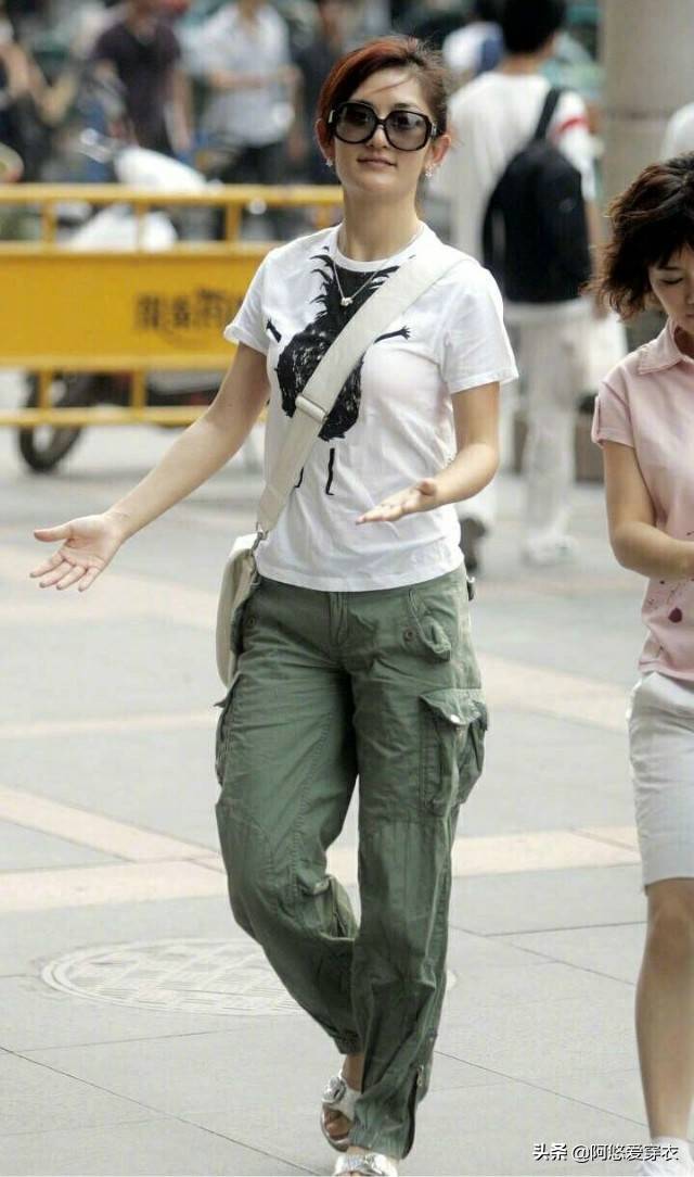什么人不适合穿低腰裤 fbd1ad58989847a69e4ec9079792a21d.jpeg