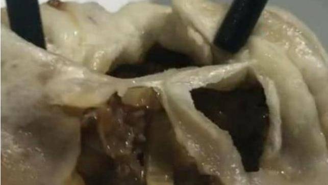 包子|“京城”最火包子店，營業百年，長得丑陋味道好，顧客開超跑來買