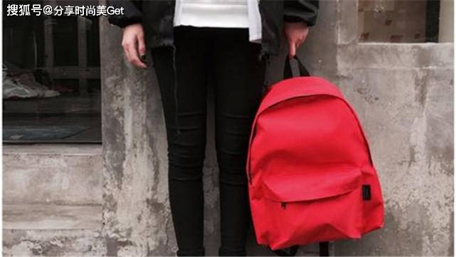 玩法|高颜值的小众包包，百变玩法出门精致潮流，彰显女性与众不同的气质