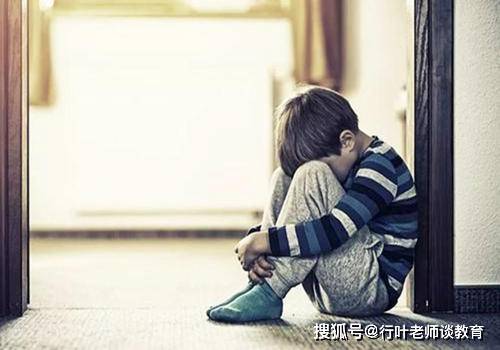 校长三名少年：处必一运动官网理不伤筋骨是不是暴力夏令营会变本加厉？(图10)