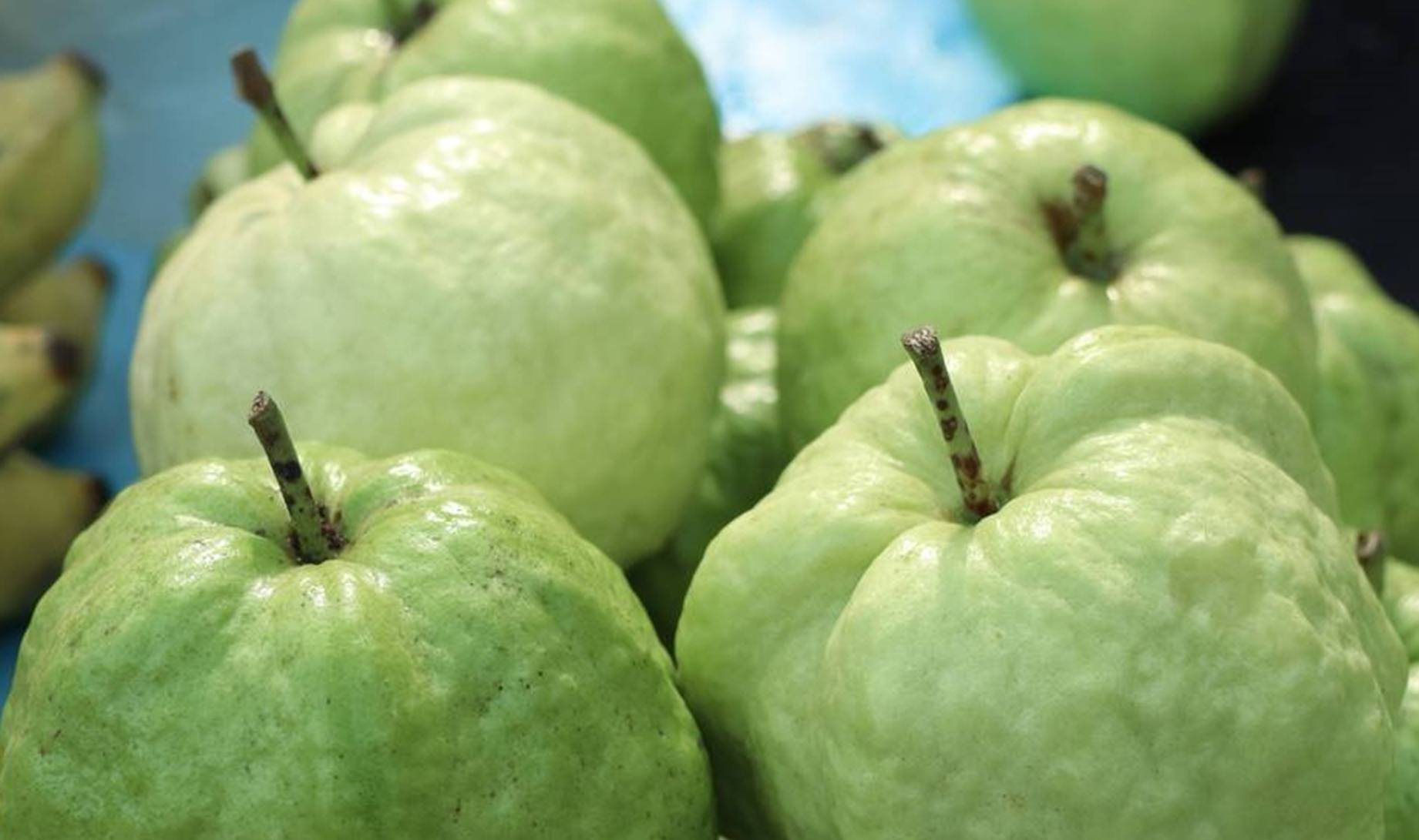 尿酸|高尿酸患者：身体若有4个异象，或是肾已被“伤透”，别再硬抗了