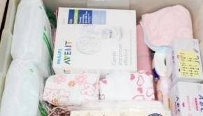 因为|农村孕妇医院待产，行李带来一大堆，却被其他准妈妈嘲讽太“土”