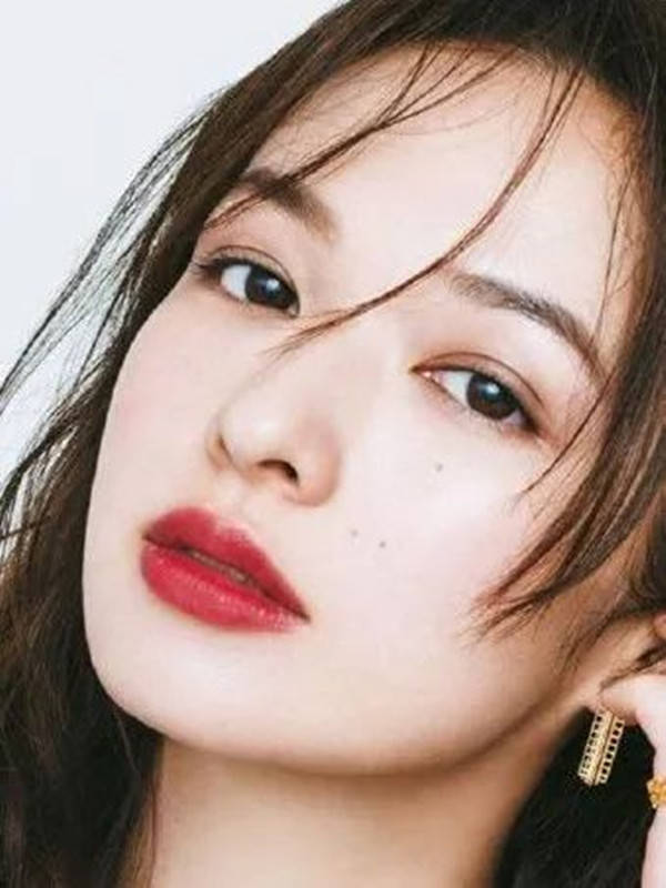 涂式|妆感太过厚重？学学日杂的轻薄妆容吧，水润有光泽，还不显“假”