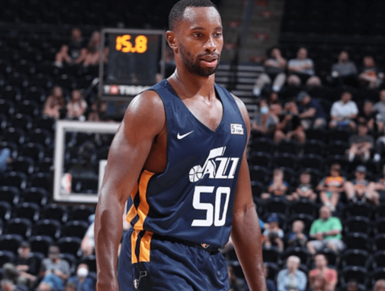 集体迷失令人嘘唏,一人新赛季或重返cba_凯尔福格