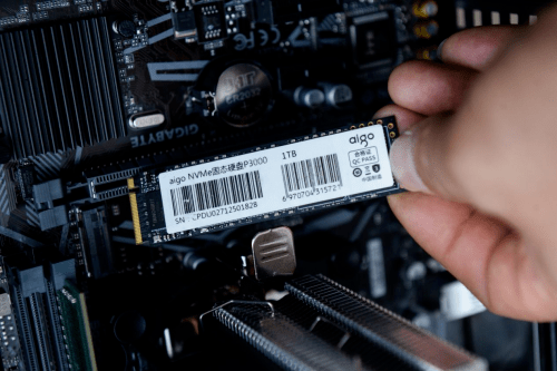 台式机用什么固态硬盘比较好 fd74939675dc4f0488b47930d705a58c.png