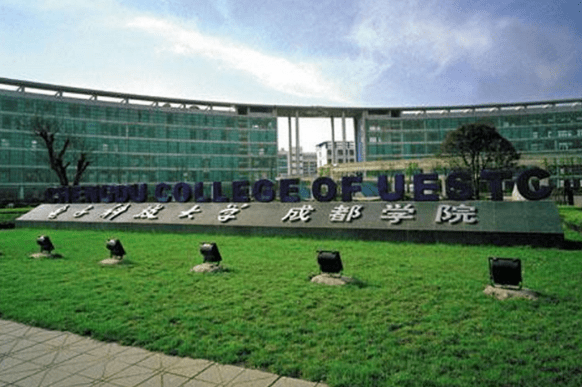 原创考生632分错失985高校被三本学院录取只因学校名字多4个字