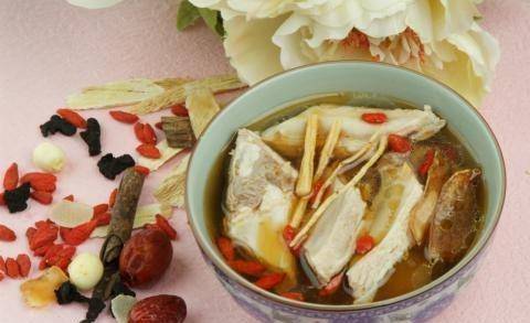 什么|产妇健康： 月子里做炖肉放什么调料比较合适 忌讳什么调料呢