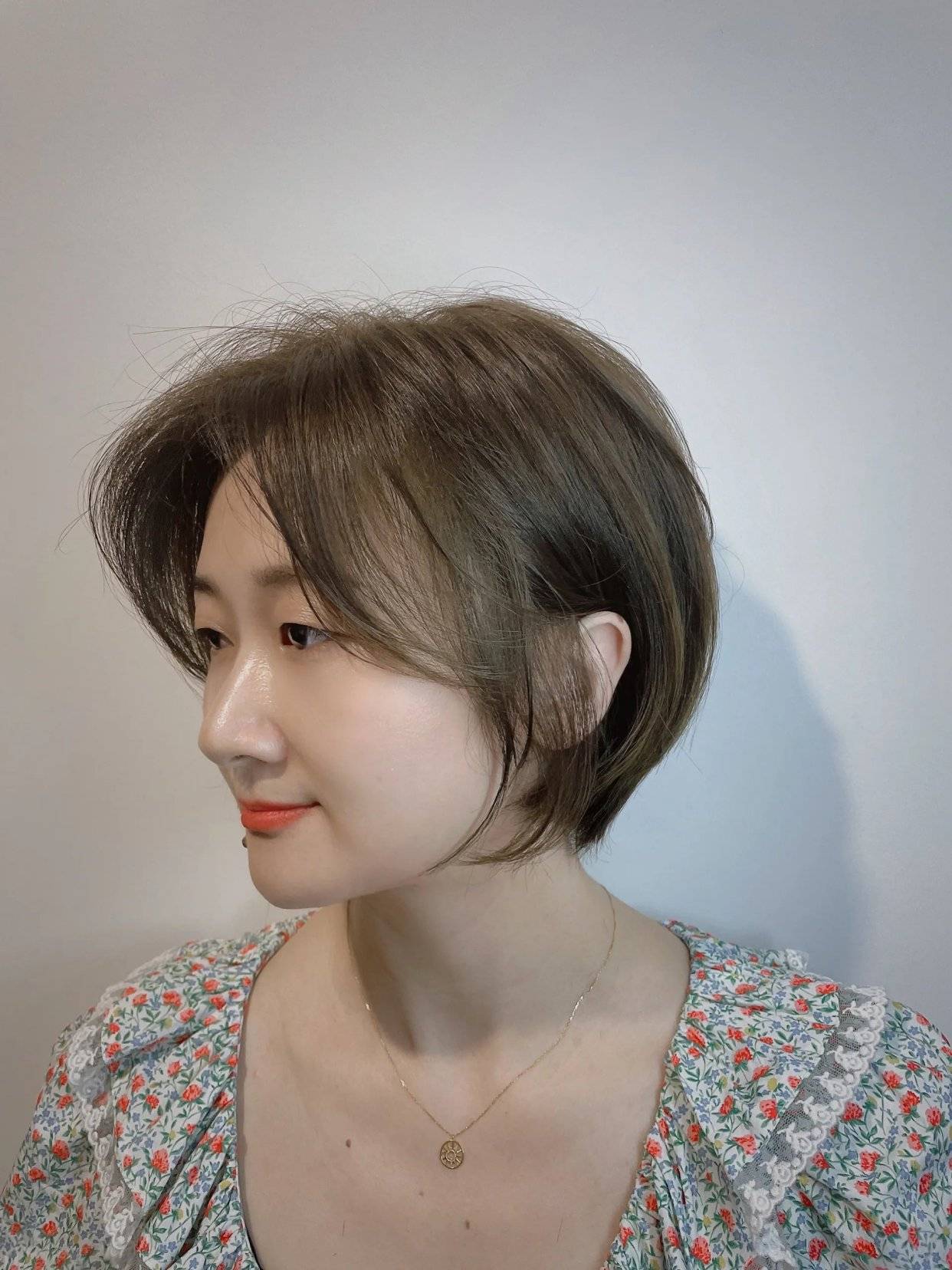 发型|羊毛卷已过时，22款当下流行发型送给大家，直接剪就对了