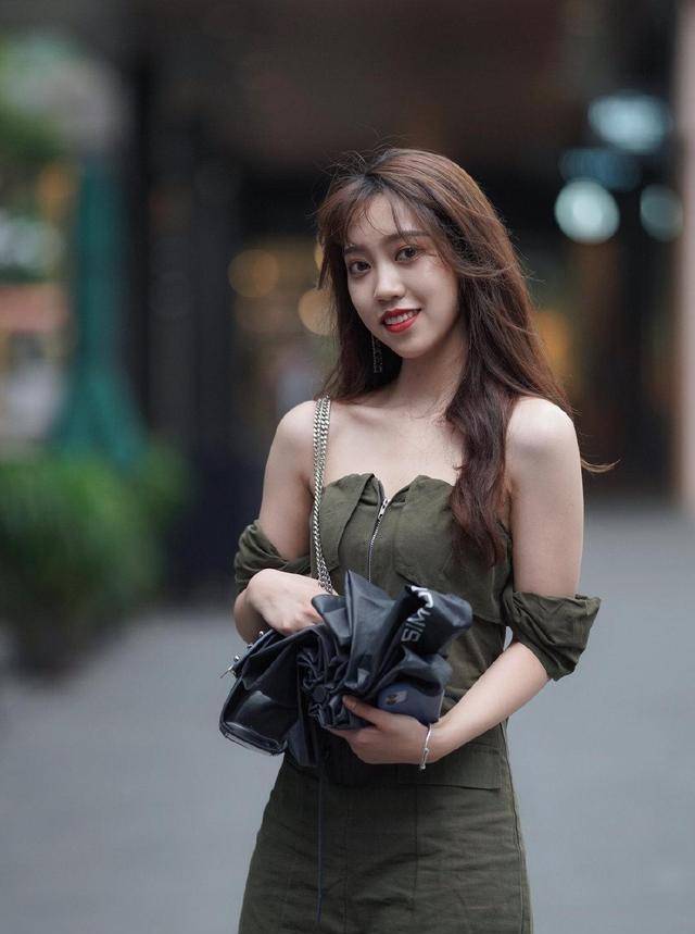 颜色|现代瑜伽裤装扮充满精致感，展现自我风采，时尚优雅