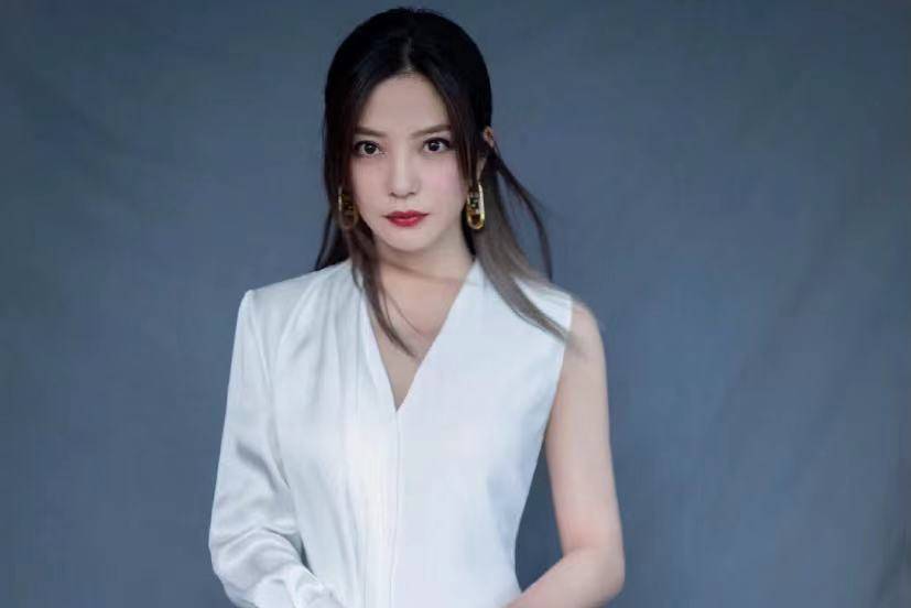 女士|大气的长相是怎样的？符合4个特点，或许你也有一张“大气脸”