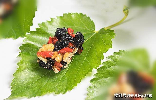 美食|中国人一年吃2万亿的零食，95后偏爱网红美食，网友：有我的贡献