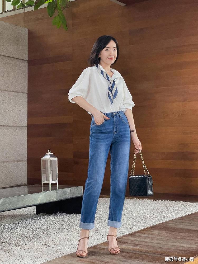 小白|这才是衣橱里的“无龄感裤子”,百搭又时髦,什么年龄都可以穿