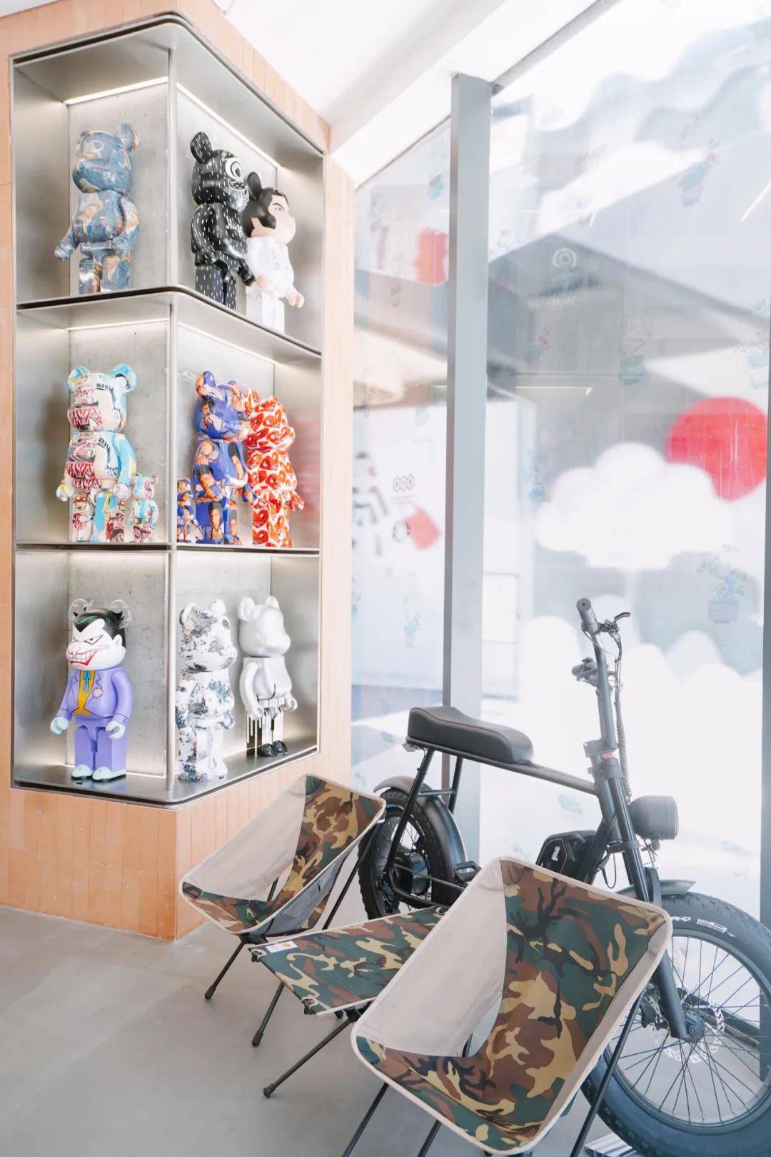 品牌|博主们抢着打卡的“云朵展”，好拍好逛好吃都在摩方了！