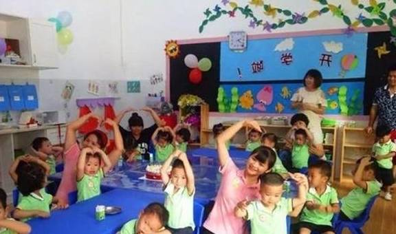 什么|幼儿园的5种“冷暴力”，孩子默默承受心里苦，家长却一无所知