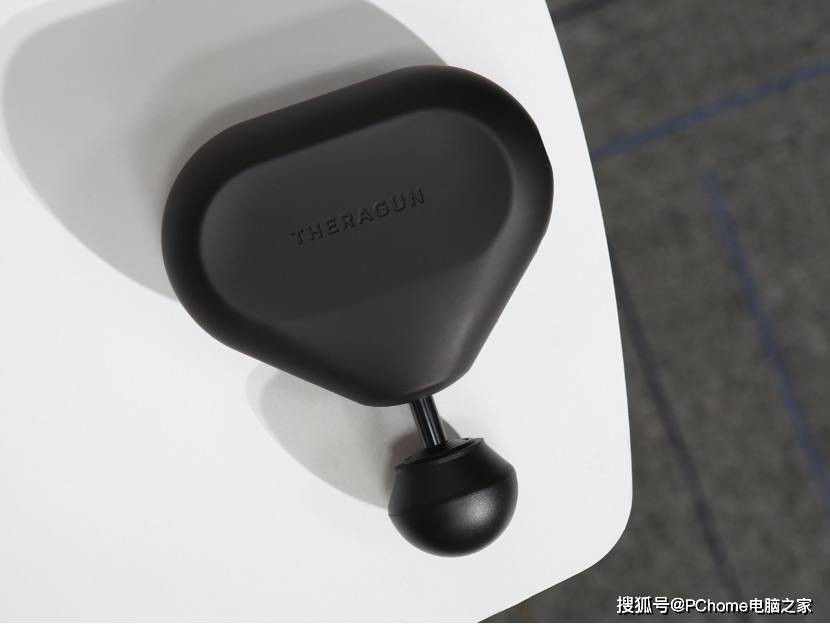 关节|Theragun mini筋膜枪：轻巧、随身携带的健身伴侣