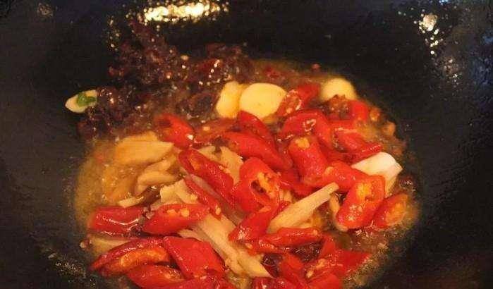 怎么吃生洋葱不会辣 5e0fcafac94943e2ac199d2497996d4d.jpeg