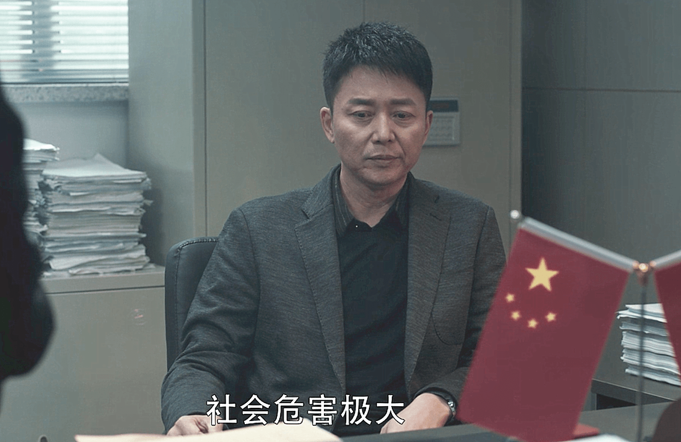 原创扫黑风暴何勇身边裴伟是黑警薛梅尸体信息被泄高明远犯错