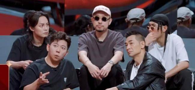 陈小春|陈小春过安检，身上一直响个不停，拿出东西后：张智霖赵文卓送的