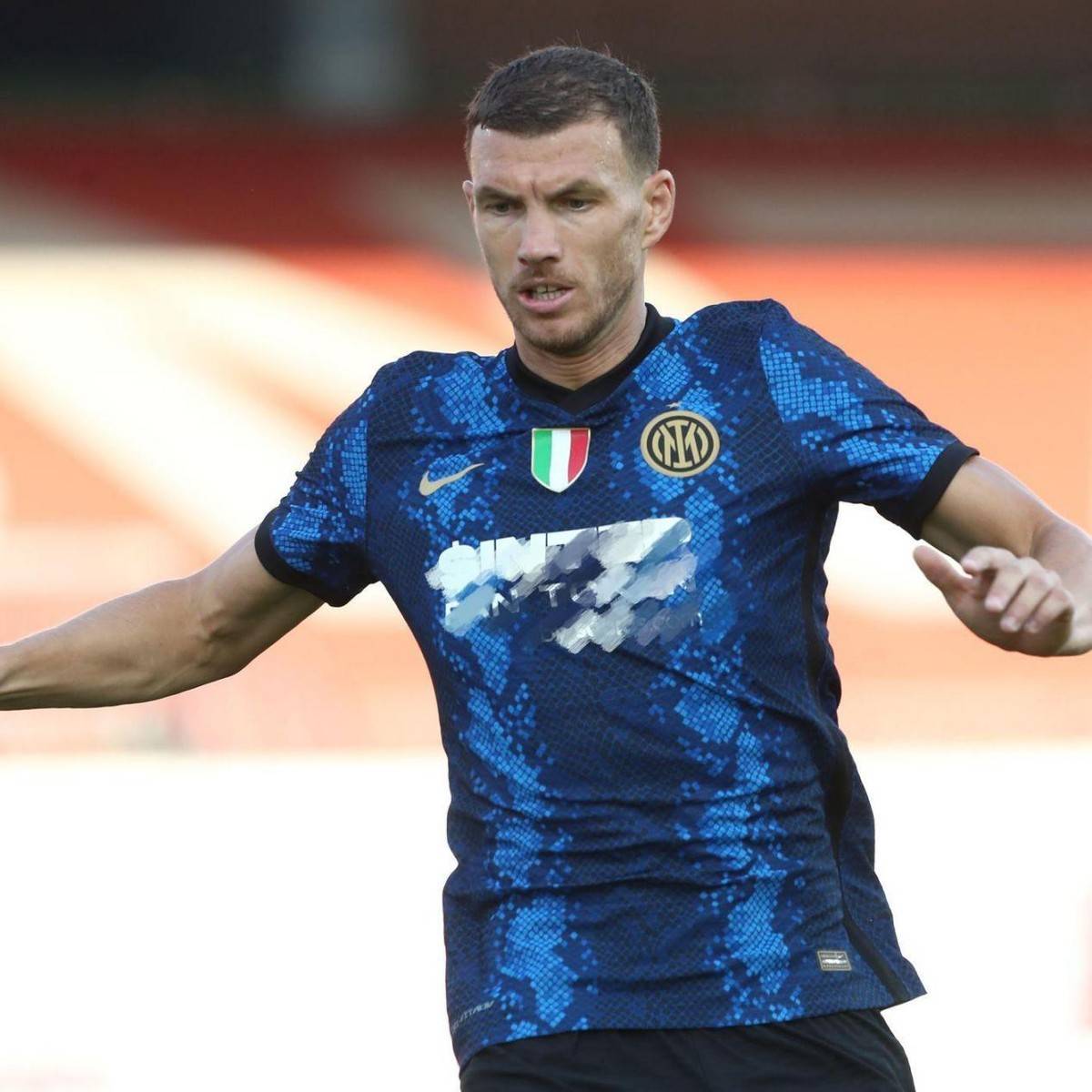 双方近10次交锋,国米8胜2负处于上风,上赛季,国米客场2:0,主场3:0双杀