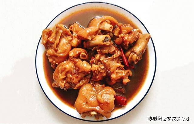 猪脚怎么炖适合小宝宝吃 40e3238665a54c3794baf22406b2f839.jpeg